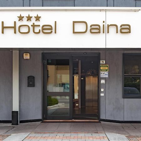 Hotel Daina ดาลมิเน ภายนอก รูปภาพ