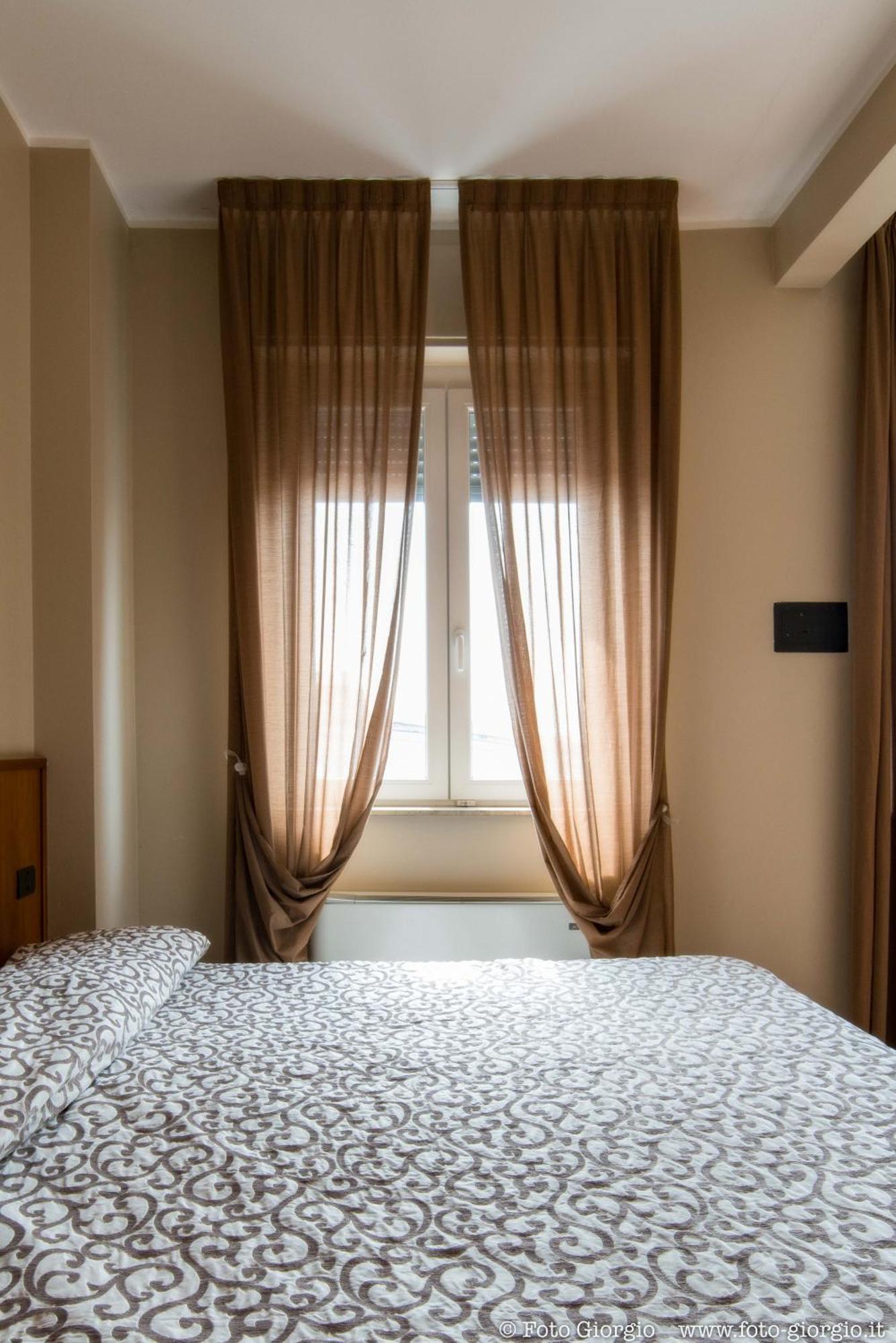Hotel Daina ดาลมิเน ภายนอก รูปภาพ